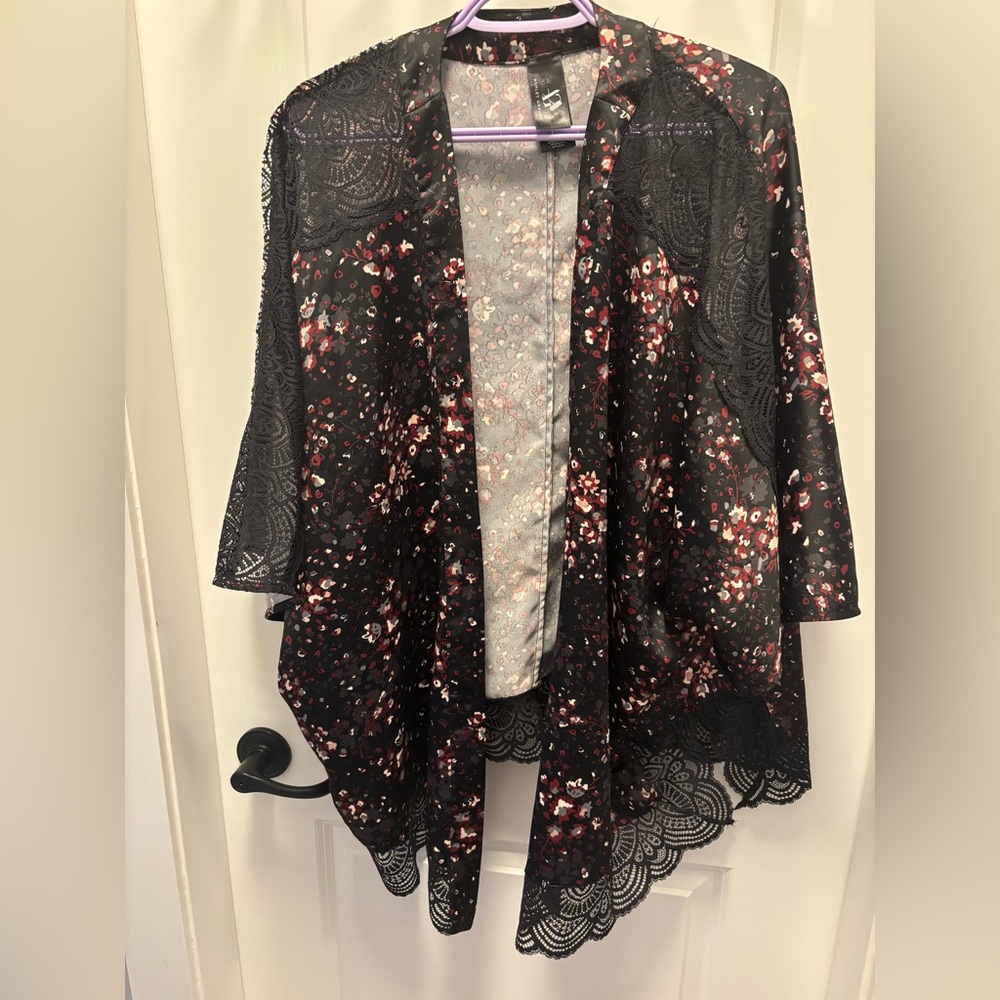 Ashley Graham Black and Red Robe Intimates Sleepwear